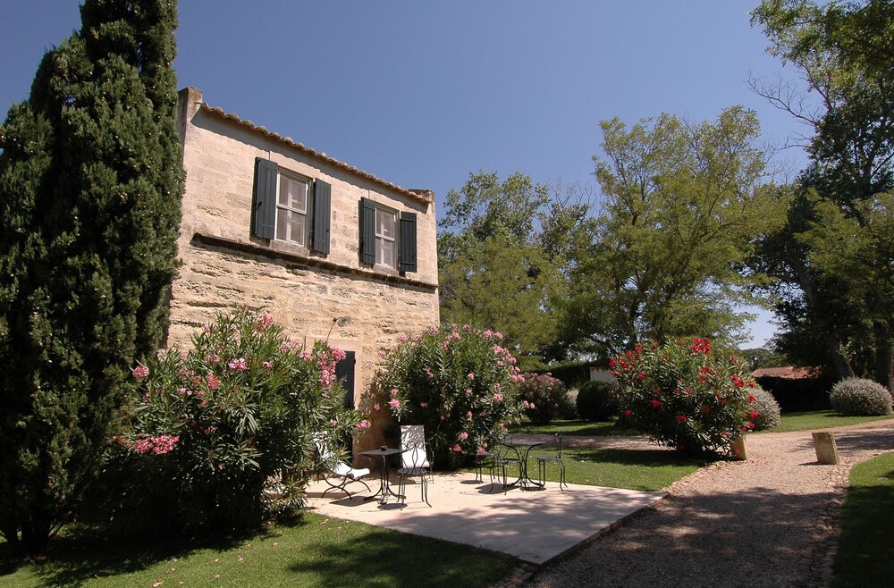 Courtyard View
