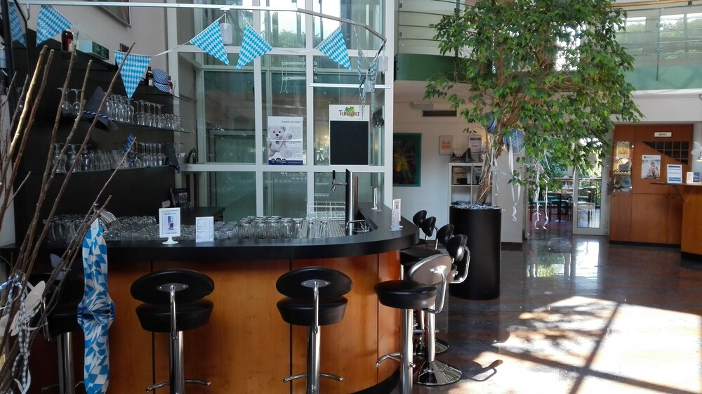 Hotel Bar