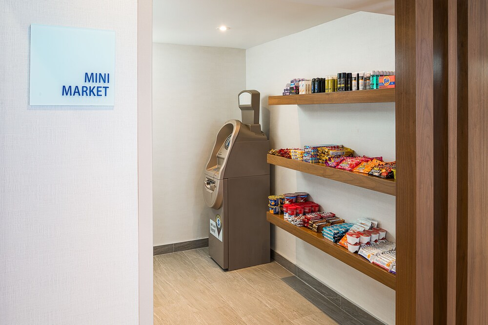 ATM/Banking On site