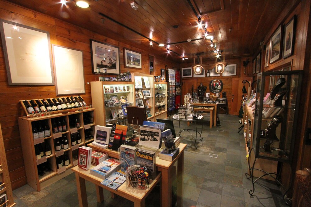 Gift Shop