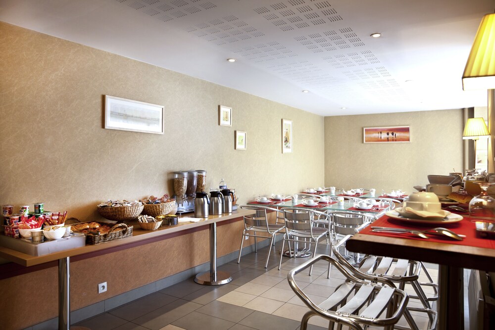 Salle de petit-déjeuner