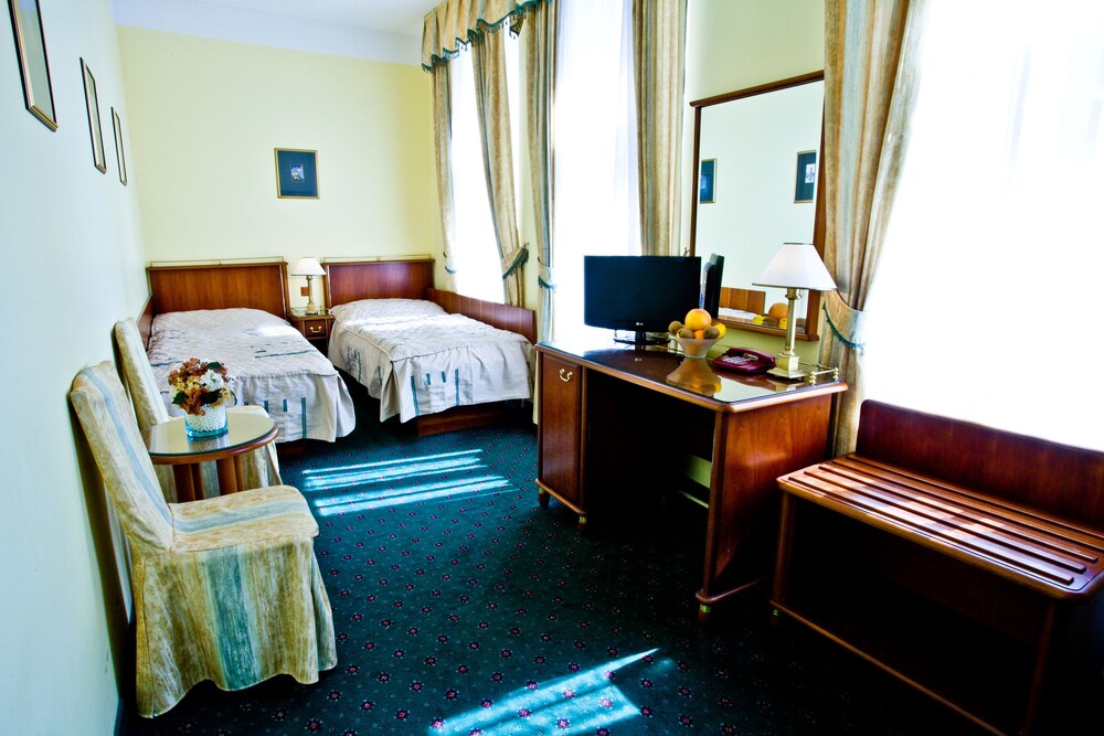 Guestroom