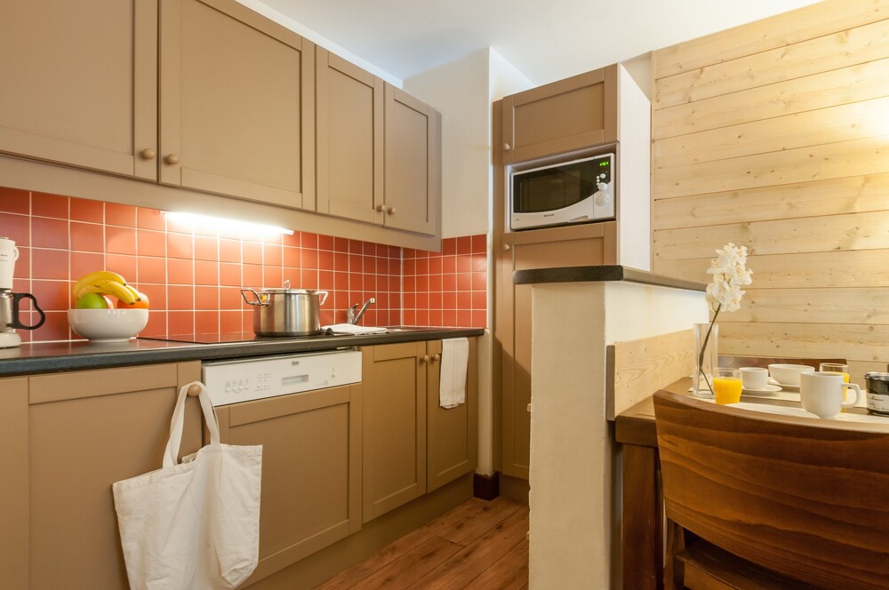 Standard 2 Bedrooms Apartment for 5/6 people - In-Room Kitchen