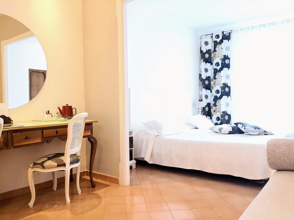 Guestroom