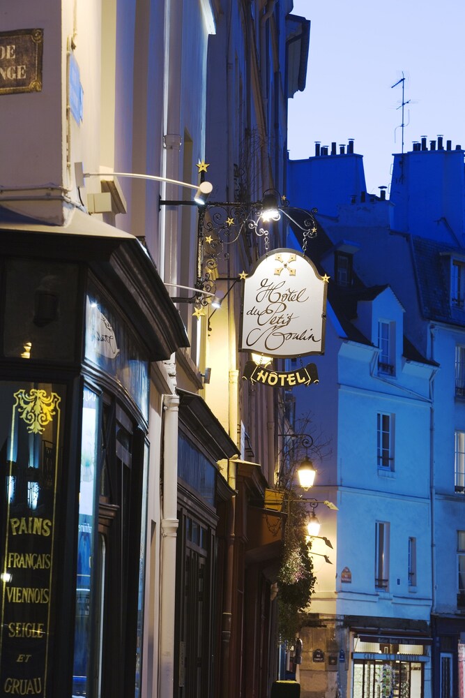 Hotel Front - Evening/Night