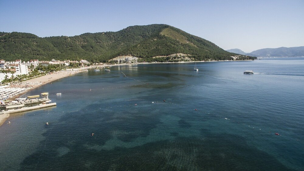 Beach/Ocean View