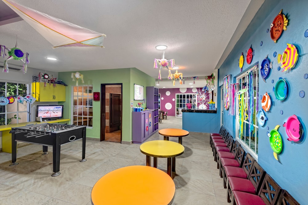 Childrens Play Area - Indoor