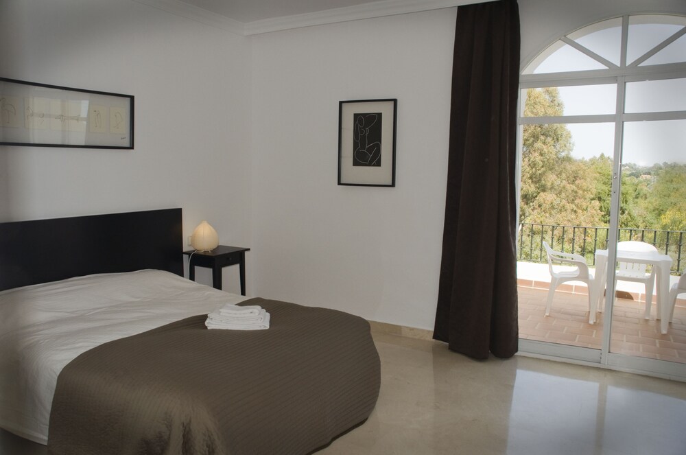 Apartment, 2 Bedrooms, Terrace (Townhouse with Garden) - Guestroom