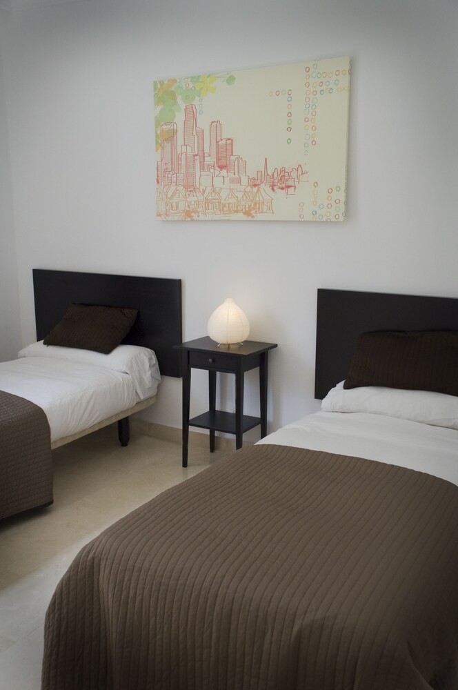 Apartment, 2 Bedrooms, Terrace (Townhouse with Garden) - Guestroom