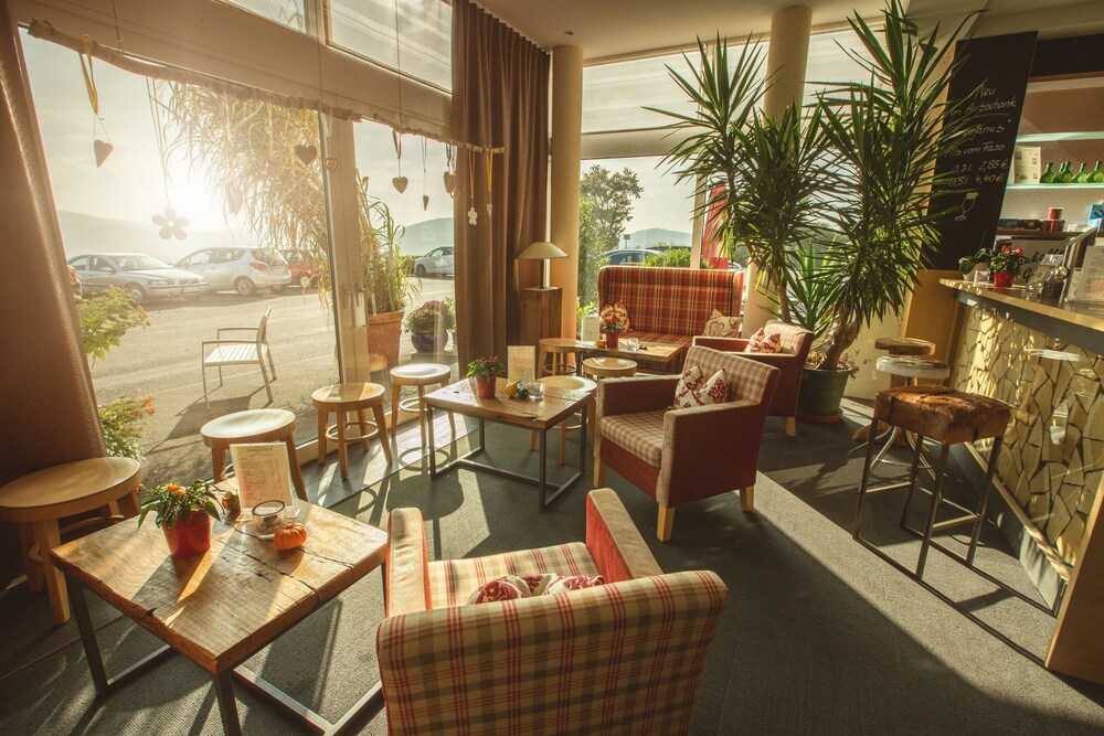 Hotel Lounge