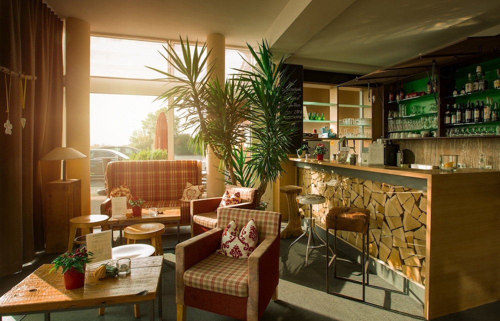 Hotel Bar
