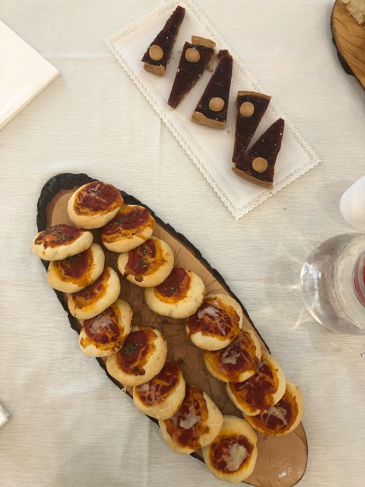Snack bar