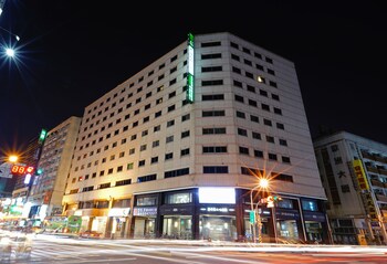 Hotel Front - Evening/Night
