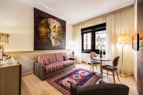 Hotel Romana Residence