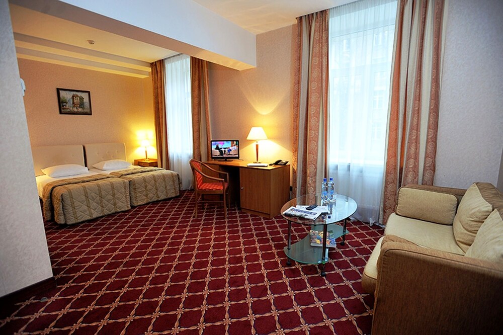 Guestroom