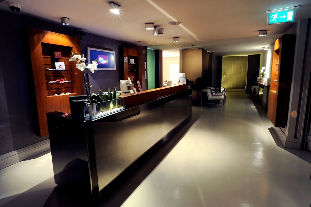 Spa Reception