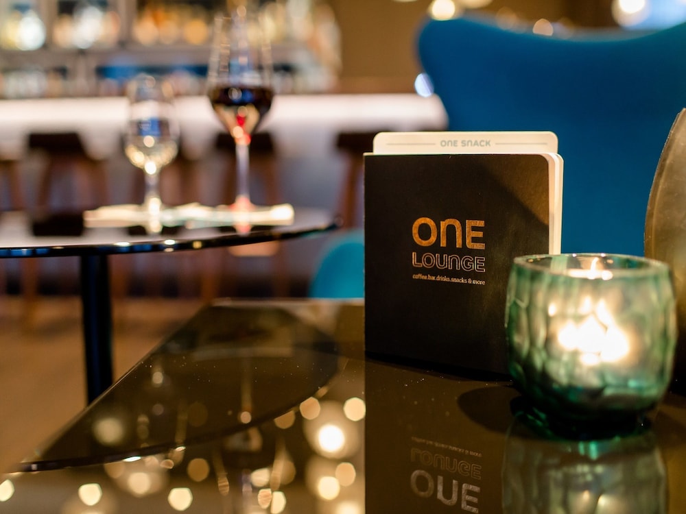 Hotel Lounge