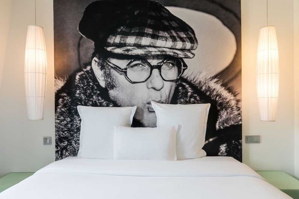 Guestroom