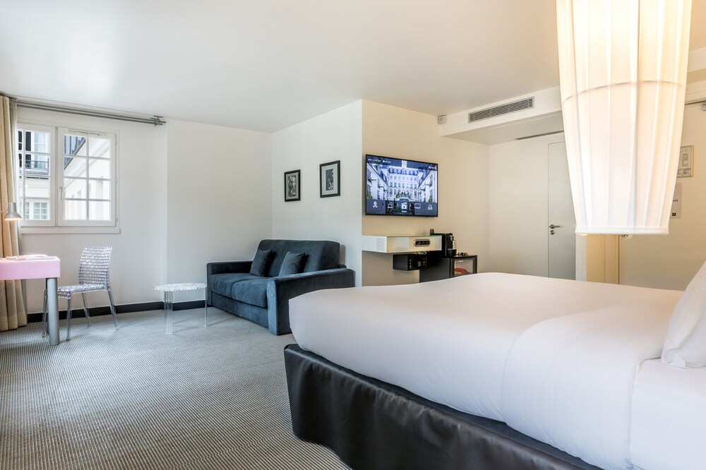 Guestroom