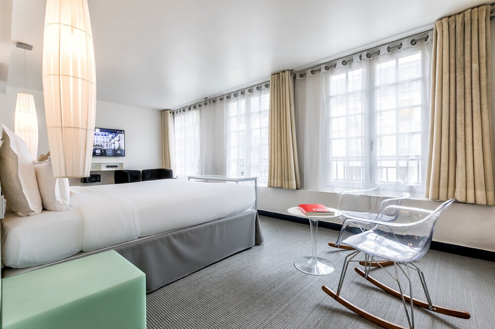 Guestroom