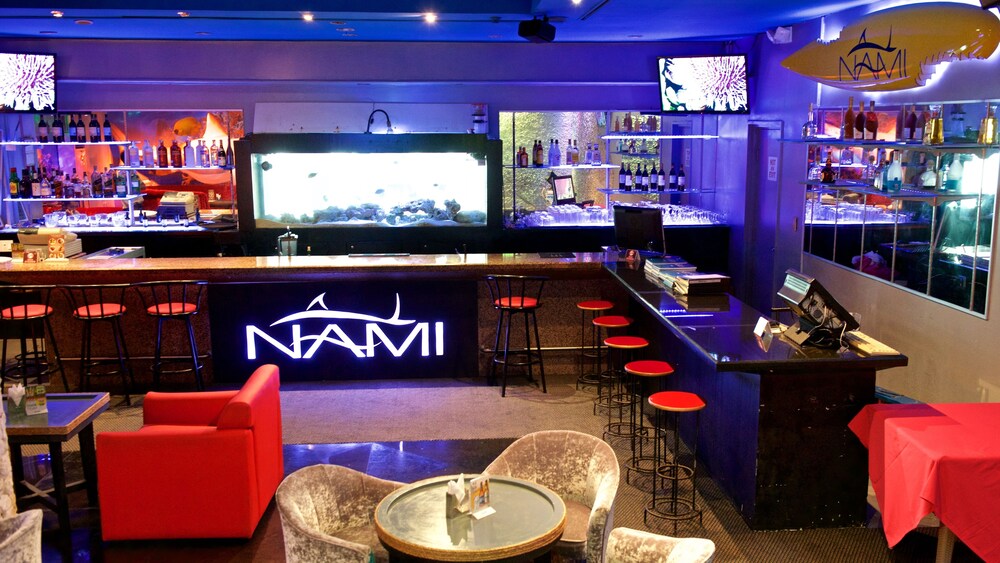 Hotel Lounge