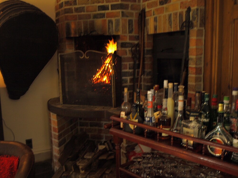 Hotel Bar