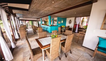 Hotel Lounge