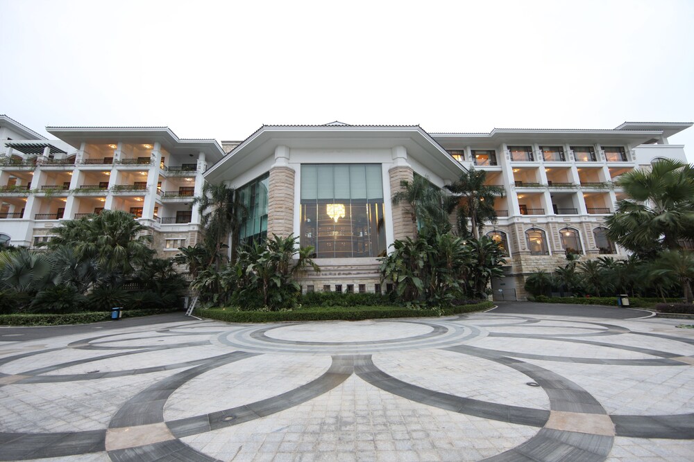 Courtyard View