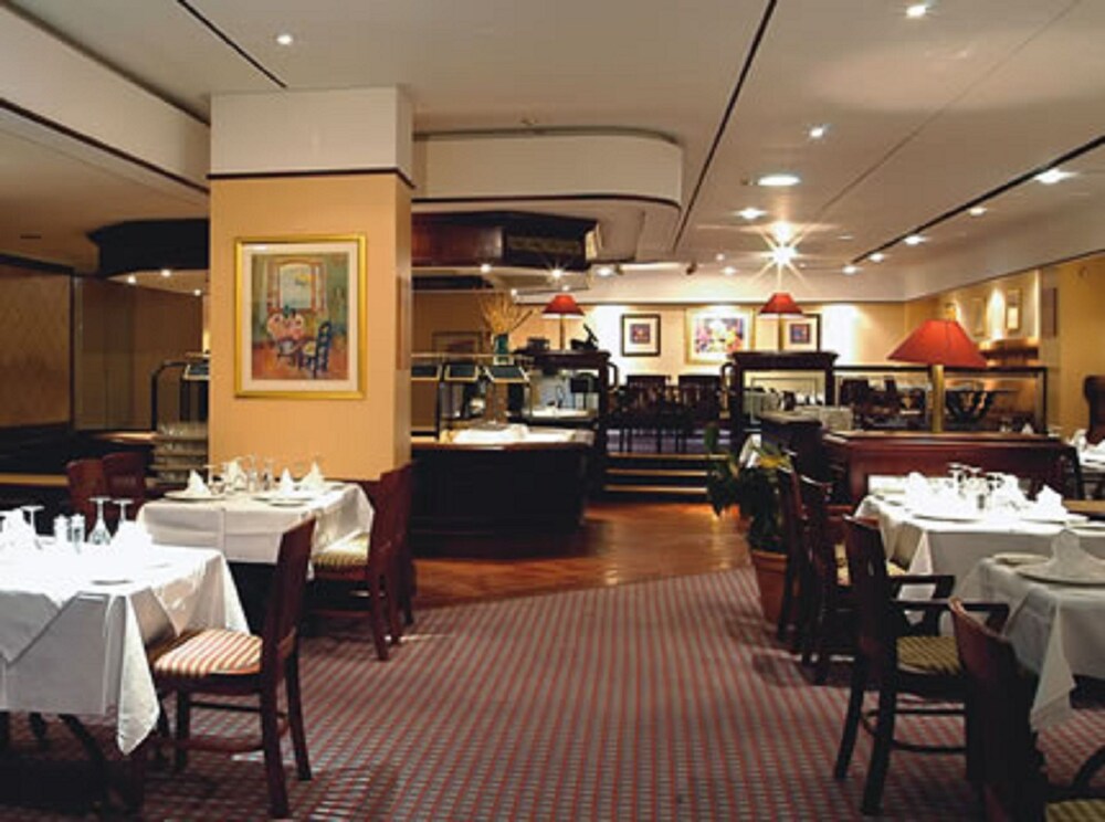 Family Dining