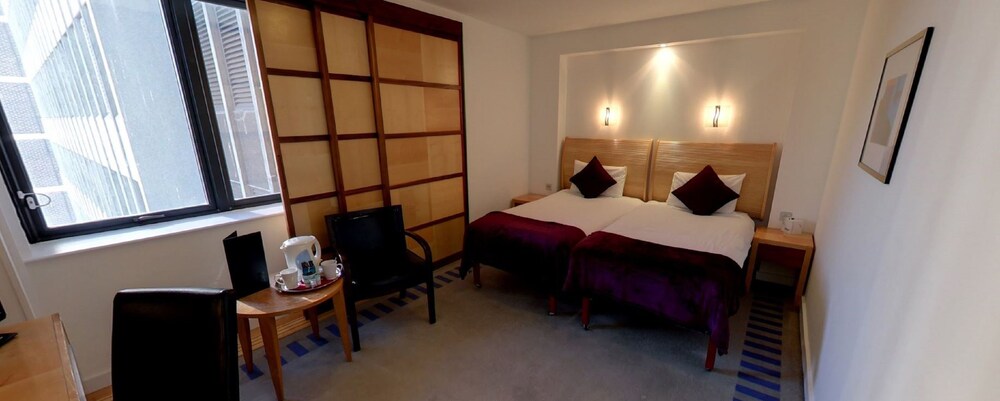 Guestroom
