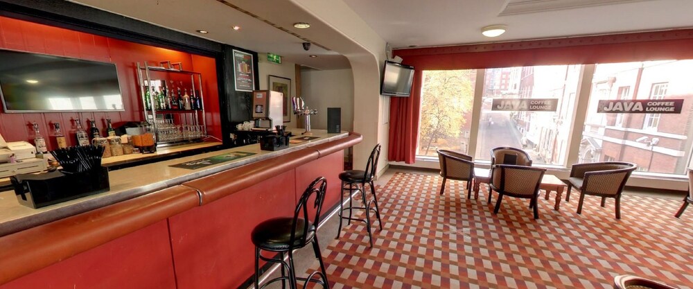 Hotel Lounge