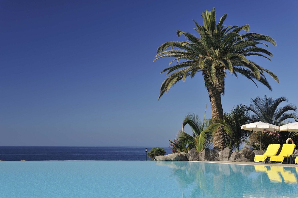 Infinity Pool
