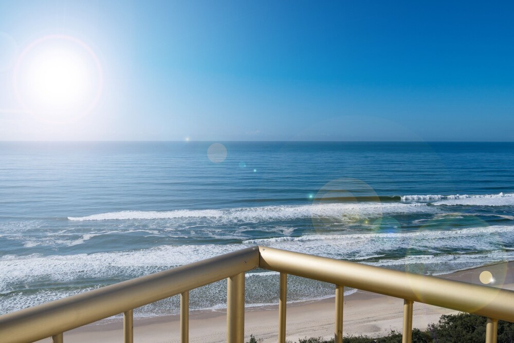 Two Bedroom Apartment - Ocean View - Balcony View