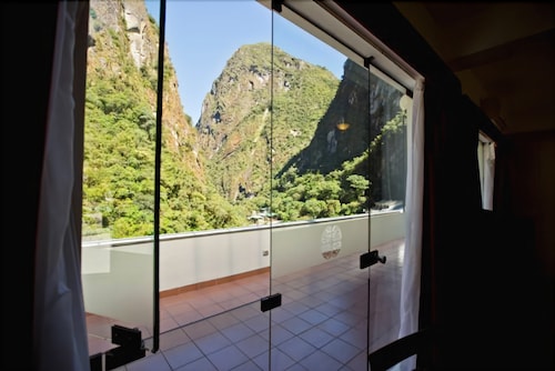 Guestroom View
