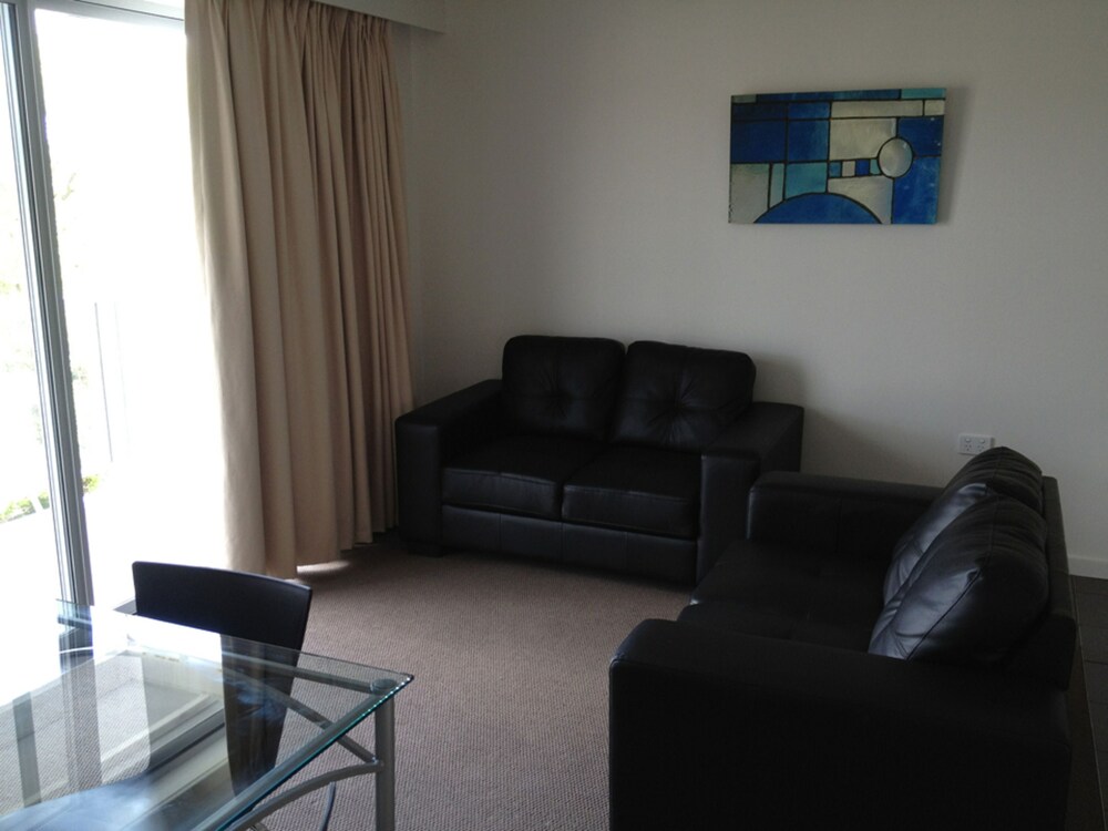 Two Bedroom Apartment - Guestroom