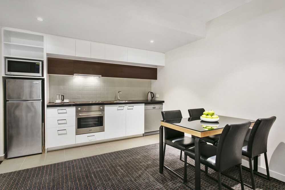 One Bedroom Apartment - Guestroom
