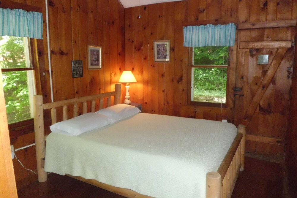 Beach - Guestroom