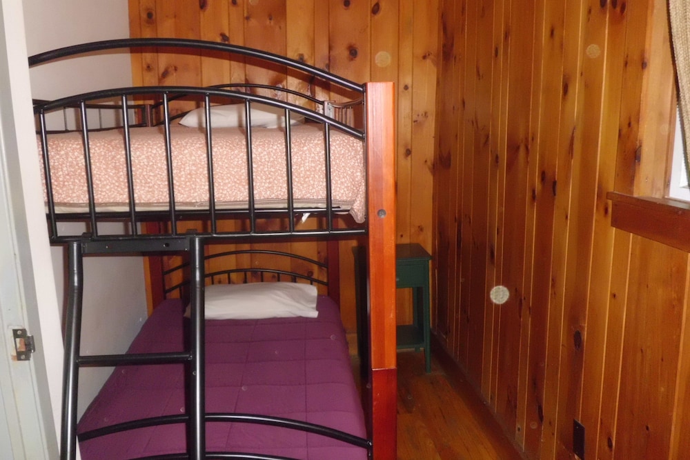 Rock Haven - Guestroom