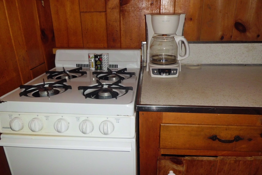 Stone Haven - In-Room Kitchenette