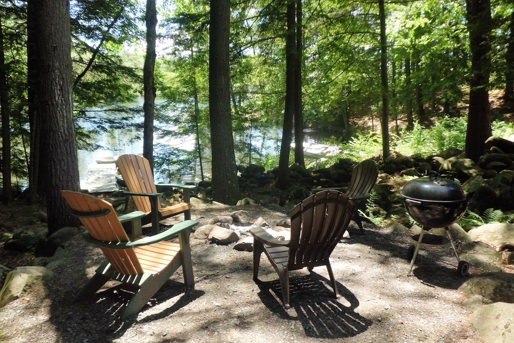 Cove 2 - Guestroom