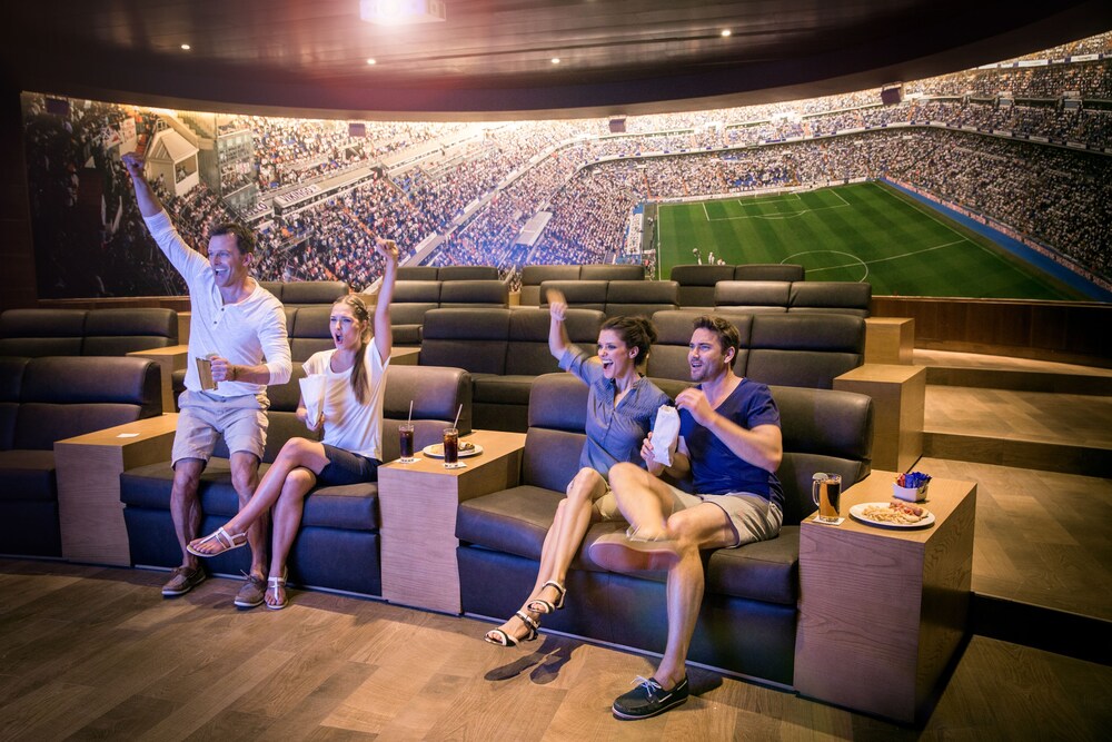 Sports Bar