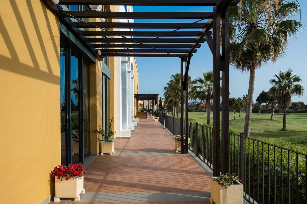 Fachada del hotel
