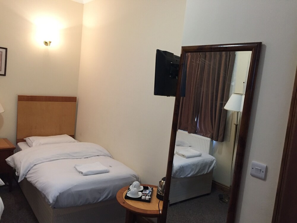 Guestroom View