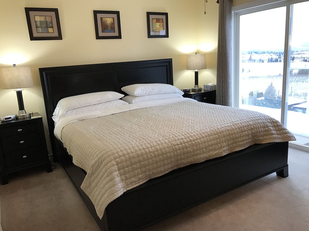 대표 사진 (패밀리 스위트, 침실 3개 (Family Suite, 3 bedrooms, Lake View))