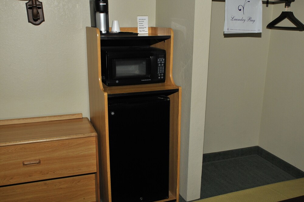 Mini-Refrigerator