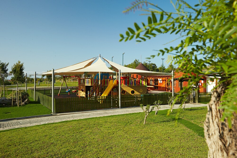 Childrens Play Area - Outdoor