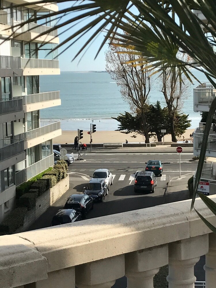 Beach/Ocean View