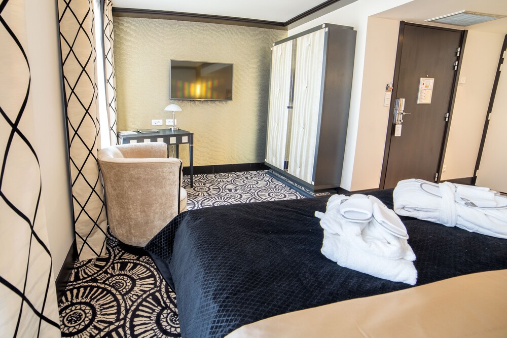 Guestroom
