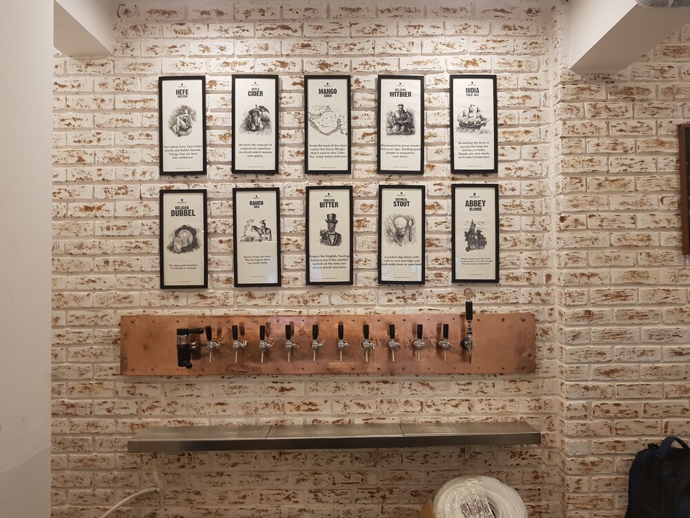 Hotel Bar