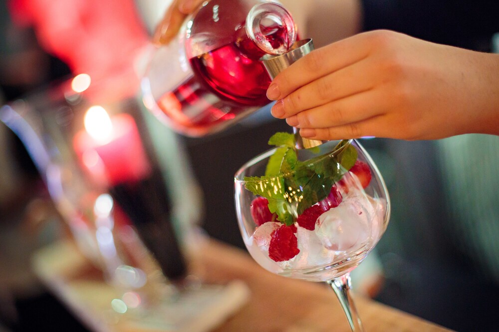 Hotel Bar